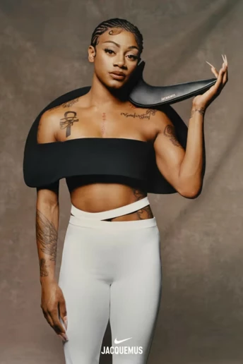 Американська легкоатлетка стала обличчям рекламної кампанії Jacquemus х Nike