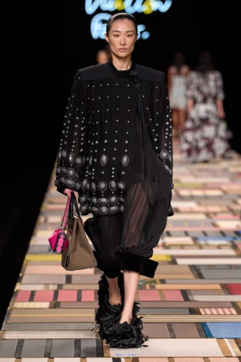 Епоха Відродження: нова колекція Louis Vuitton весна-літо 2025