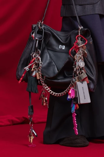 Bag charm — головний аксесуар цього літа