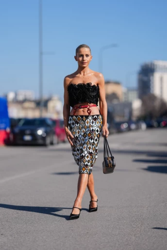 Streetstyle: чому топ-бандо – головна річ цього сезону