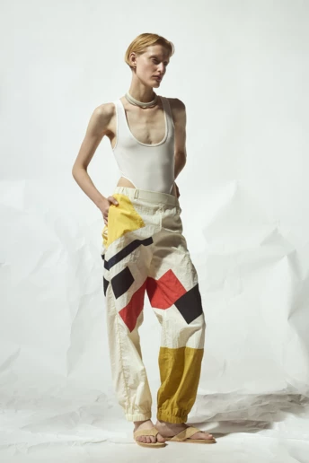 Фірмовий мінімалізм та спадщина Малевича у новій колекції BEVZA