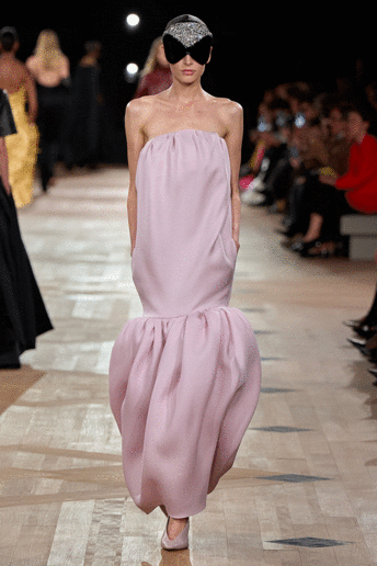 П’єрпаоло Піччолі перезапускає Balenciaga: що потрібно знати про дебют дизайнера