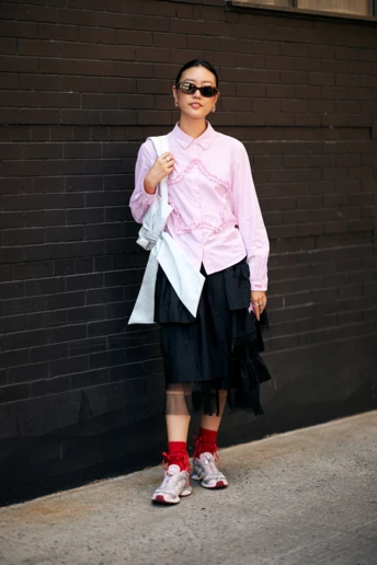 5 кросівок, які ми носитимемо цієї зими в наймодніших образах