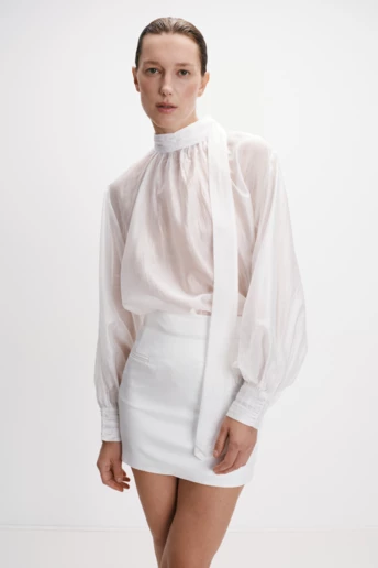 Made in Ukraine: 7 елегантних блузок на щодень від українських брендів