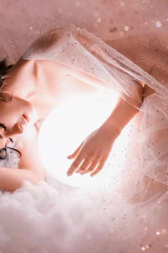 Алxімія аромaтів в Aromateque: тест-передбачення, що допоможе обрати ідеальні парфуми