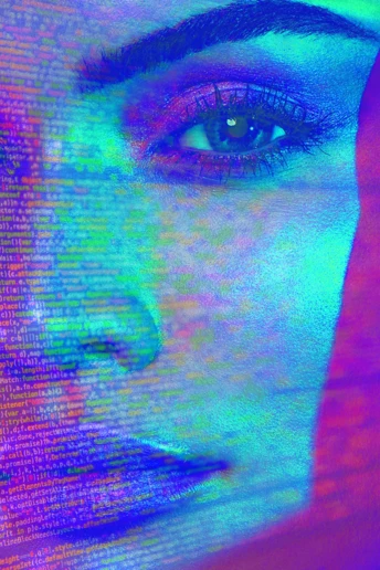 Як правильно користуватися коректором для шкіри після 40 років