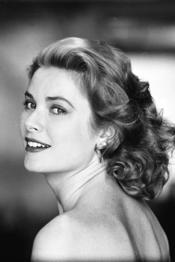 Одягнутися як: Грейс Келлі, 10-та княгиня Монако