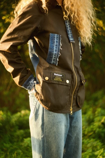 Як KSENIASCHNAIDER переосмислили улюблену утилітарну куртку знаменитостей від Barbour