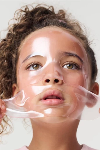 Чи варто починати бьюті-процедури у 3 роки? 