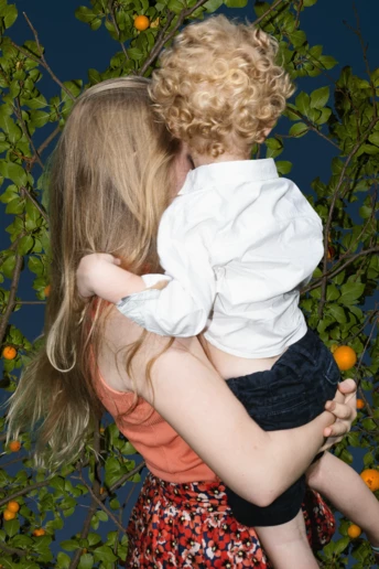 Українські матері – у пронизливому фотопроєкті мисткині Елени Субач 