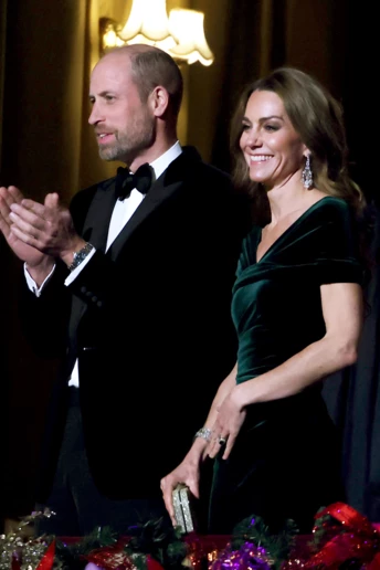 Роздивляємося черговий бездоганно елегантний вихід принцеси Уельської