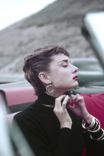 Культові позачасові короткі стрижки, які варто спробувати цієї зими