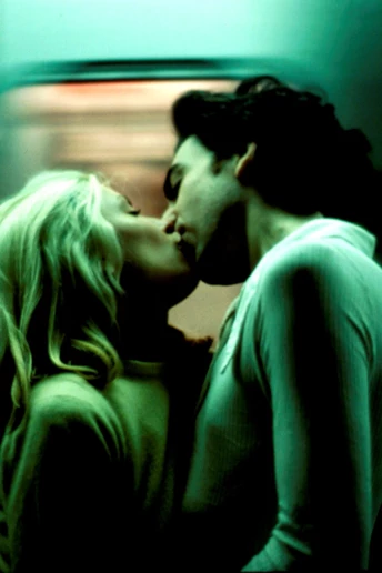 П’ять запитань про стосунки, які найчастіше шукали в Google у 2025 році