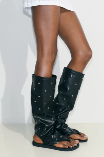 Ці чоботи "танга" – нове гібридне взуття, які хочуть всі