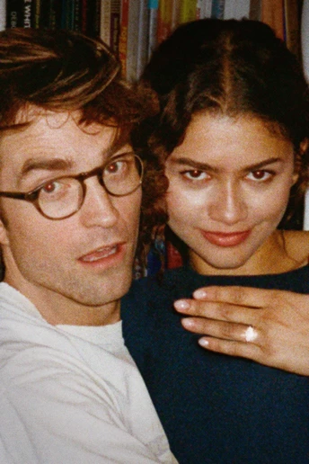 Ось ваша перша можливість глянути на Зендею у весільній сукні