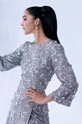 Що вдягнути і що подарувати на Новий рік: готові ідеї для неї, нього та дітей