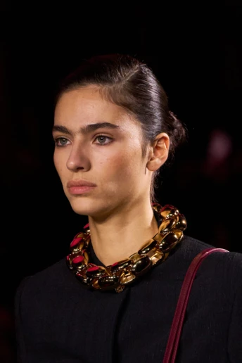 10 трендів у зачісках, які будуть всюди у 2026 році