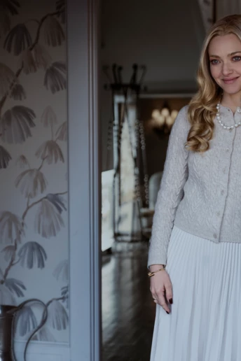 Сідні Свіні, Аманда Сейфрід та жінки із таємницями: найцікавіше про фільм “Служниця”