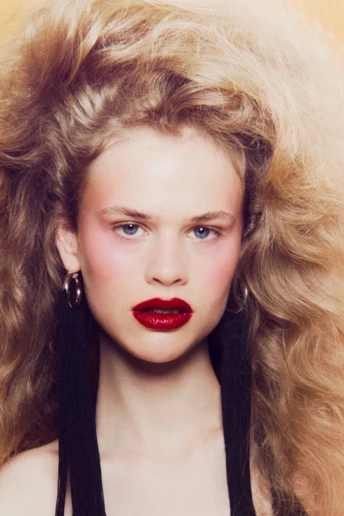 Місячний календар стрижок на 2026 рік