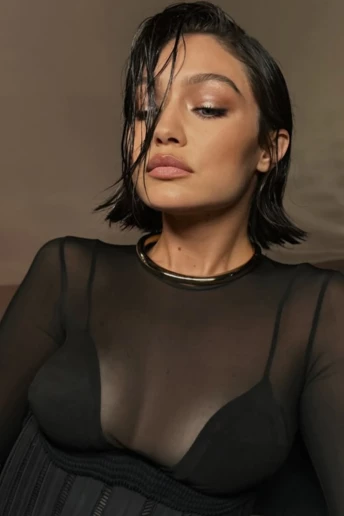 Джіджі Гадід стала брюнеткою — новий колір уже називають трендом 2026 року