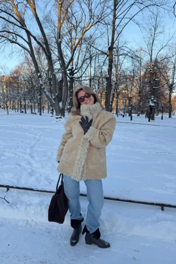 І нам треба: дублянка – найбільш неочевидний модний вибір скандинавок просто зараз