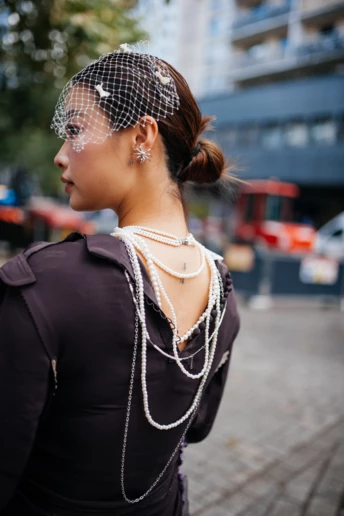 У 2026-му нашаровуємо прикраси: як робити це правильно