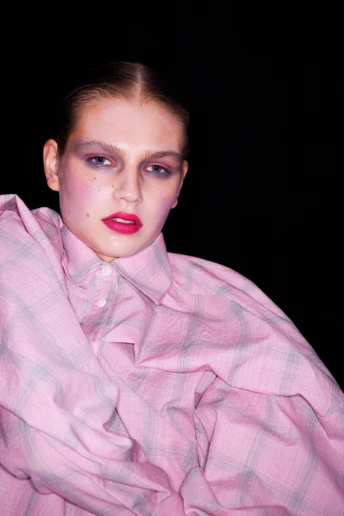 Парфуми: 5 нових ароматів, за якими полюватимуть француженки у 2026 році