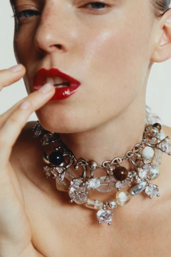 Зима без подразнень: 3 засоби для чутливої шкіри, які дійсно працюють