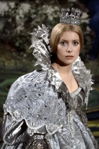 10 стильних фільмів, які варто подивитися перед прем’єрою “Буремного перевалу”