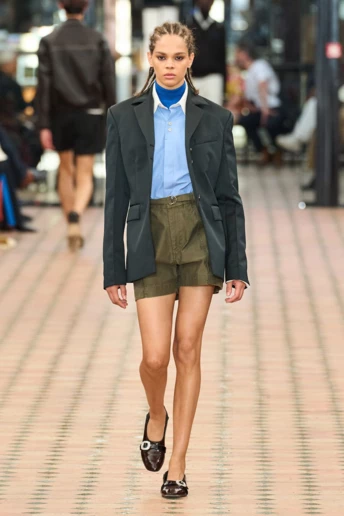 7 пар класичного взуття, з якими буде зручно і красиво цієї весни