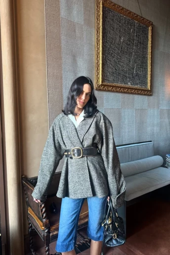 Шкіряний ремінь + пальто: 5 способів носити найжіночніше акцентне поєднання цієї зими 