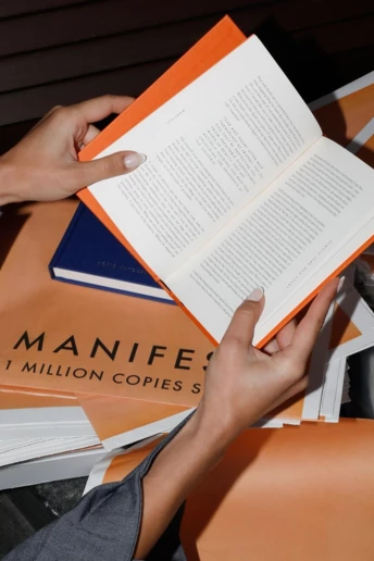 5 книжок для саморозвитку, які варто прочитати цього року 