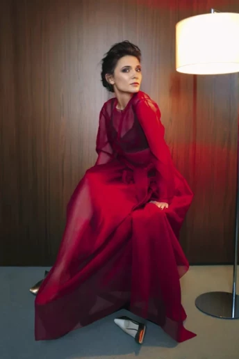 Співачка Мар'яна Головко випустила трек «Відмова» —  про те, як направляти розчарування у творчість