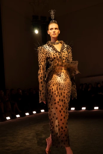 Створення світил небесних: колекція Schiaparelli Couture весна-літо 2026