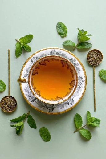 Дві чашки на день: найкращій чай, який допомагає очистити шкіру та зменшити акне