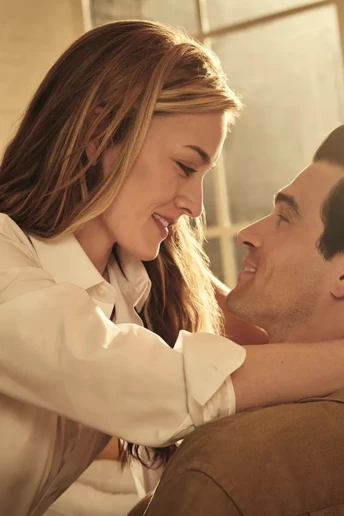 Дивимось перший трейлер серіалу про роман Каролін Бессетт та Джона Ф. Кеннеді-молодшого