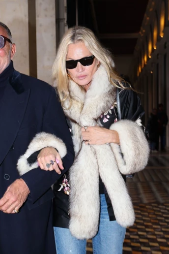 Пальто Conner Ives — улюблена річ знаменитостей цього сезону