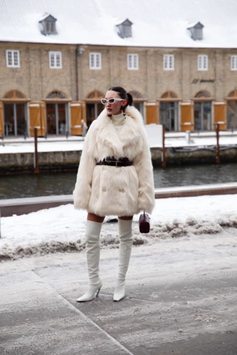 Пробудити жіночу енергію: 4 речі,  які мають бути в гардеробі кожної модниці