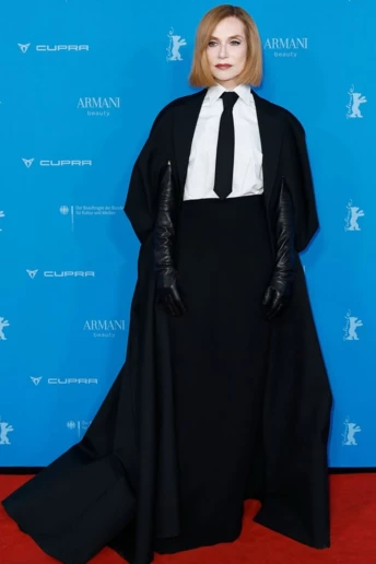 Лаконічний боб Ізабель Юппер: стиль і елегантність у 70+