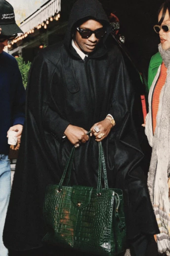 6 улюблених сумок знаменитостей, які стали головними it-bags цього року