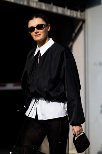 Бомбер — ідеальна весняна куртка 2026 року