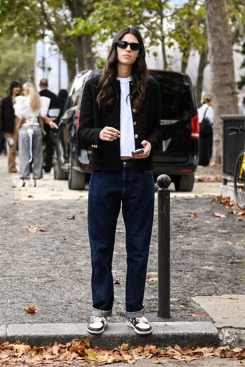 Що носити з джинсами навесні 2026: 4 жакети, які завжди працюють