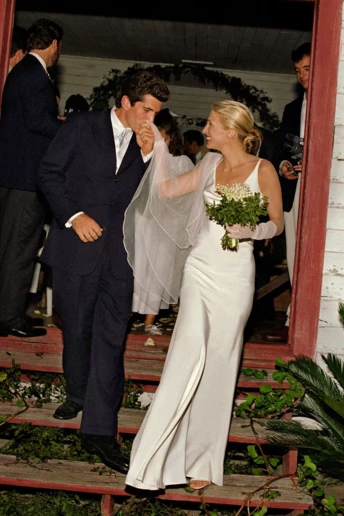 Весільна сукня Керолін Бессетт-Кеннеді — еталон для наречених 