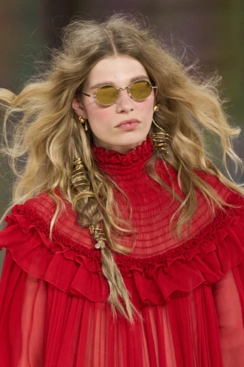 7 б’юті-трендів з Тижня моди в Парижі, які всі носитимуть восени 2026