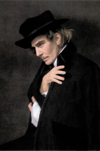 Джон Гальяно повертається в моду — тепер дизайнер працює з Zara