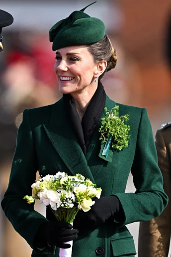 Секрет сяйва принцеси Вельської: трюк із рум’янами, що миттєво "підтягує" обличчя