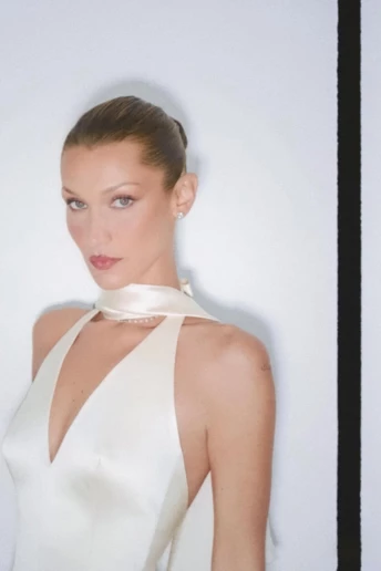 10 найкращих зачісок для обличчя овальної форми 