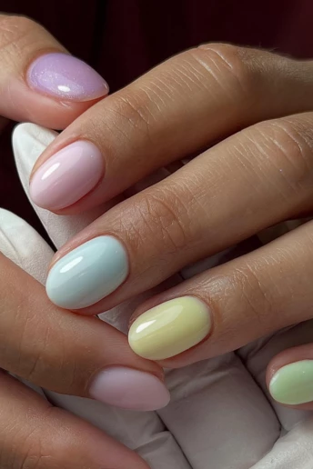 Пастельні нігті — головний б’юті-тренд весни 2026