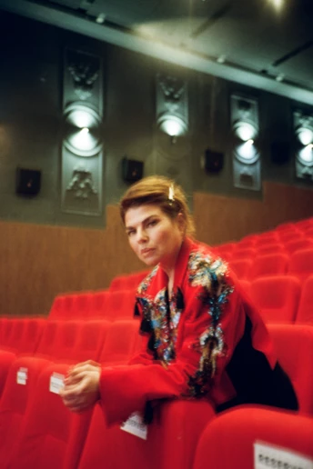 Режисерка Тоня Ноябрьова — про фільм "Весна-літо", моду та як показати “війну без війни”