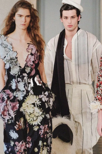 Одягатися як клоун — цілком легітимний тренд 2026 року